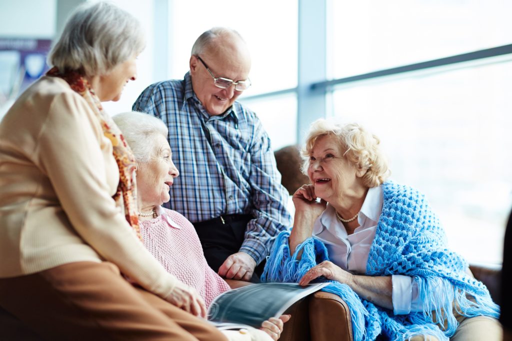Догляд за літніми людьми